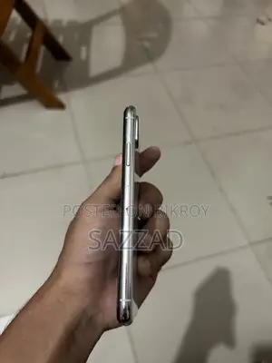 অ্যাপল আইফোন এক্সএস ২৫৬ জিবি হোয়াইট