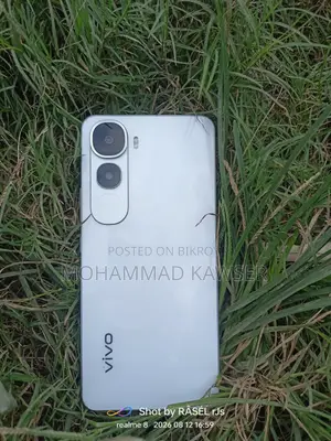 Vivo Y400 128 GB Silver