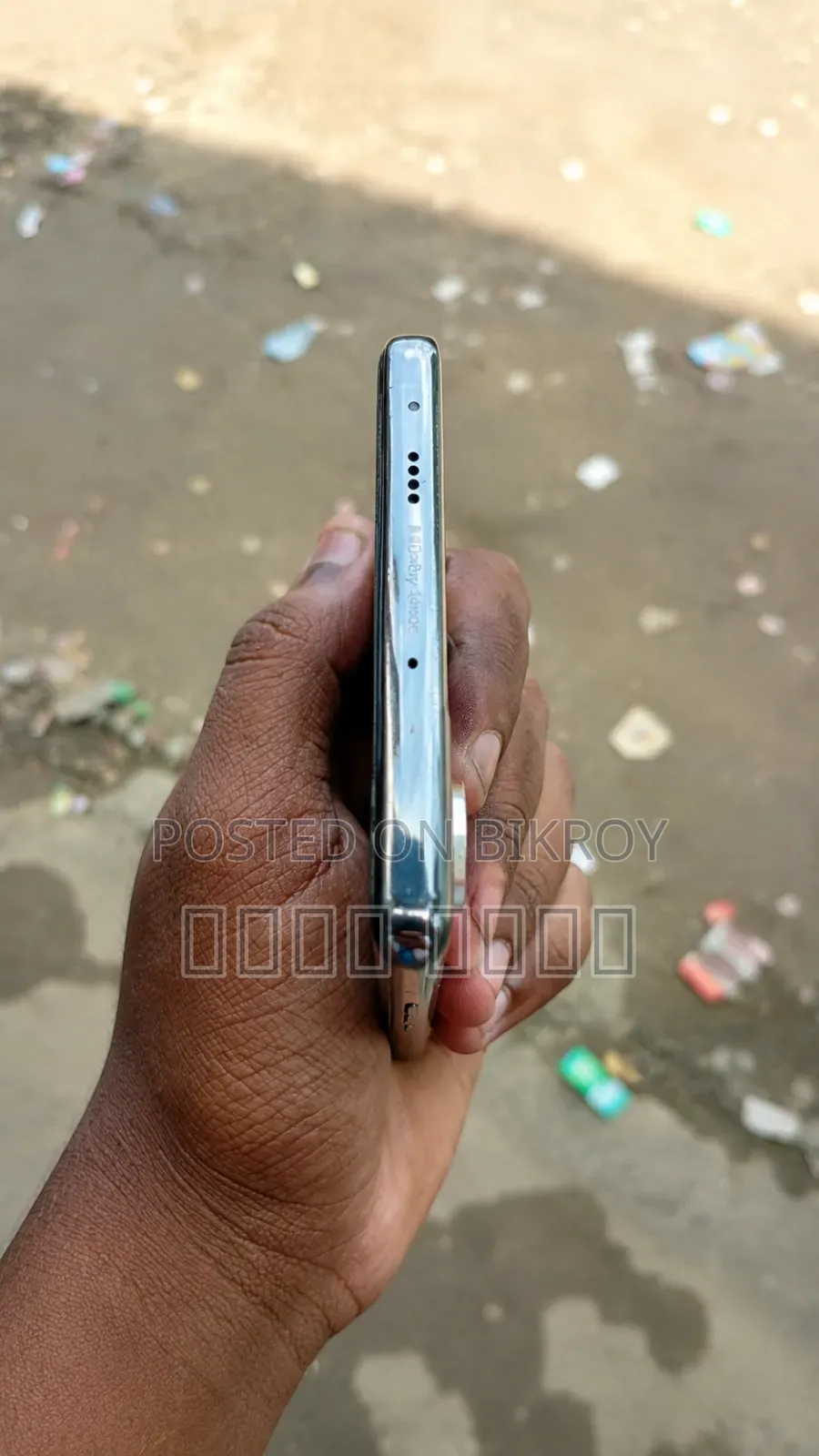 টেকনো ক্যামন ৪০ প্রো ৪জি ২৫৬ জিবি নীল