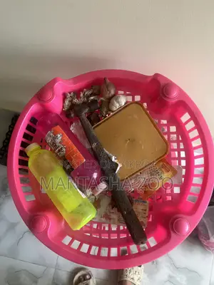 শেল্ফ আলমিরা