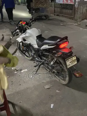 হিরো হাংক ২০১৯ সাদা