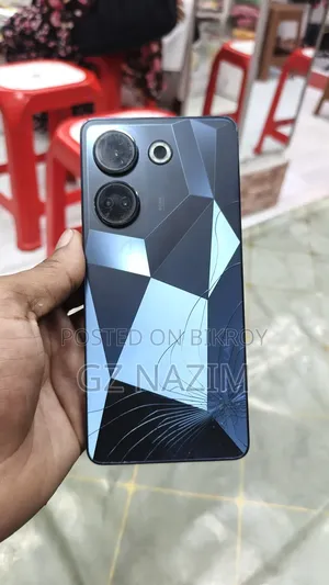 টেকনো ক্যামন ২০ প্রো ২৫৬ জিবি ব্ল্যাক