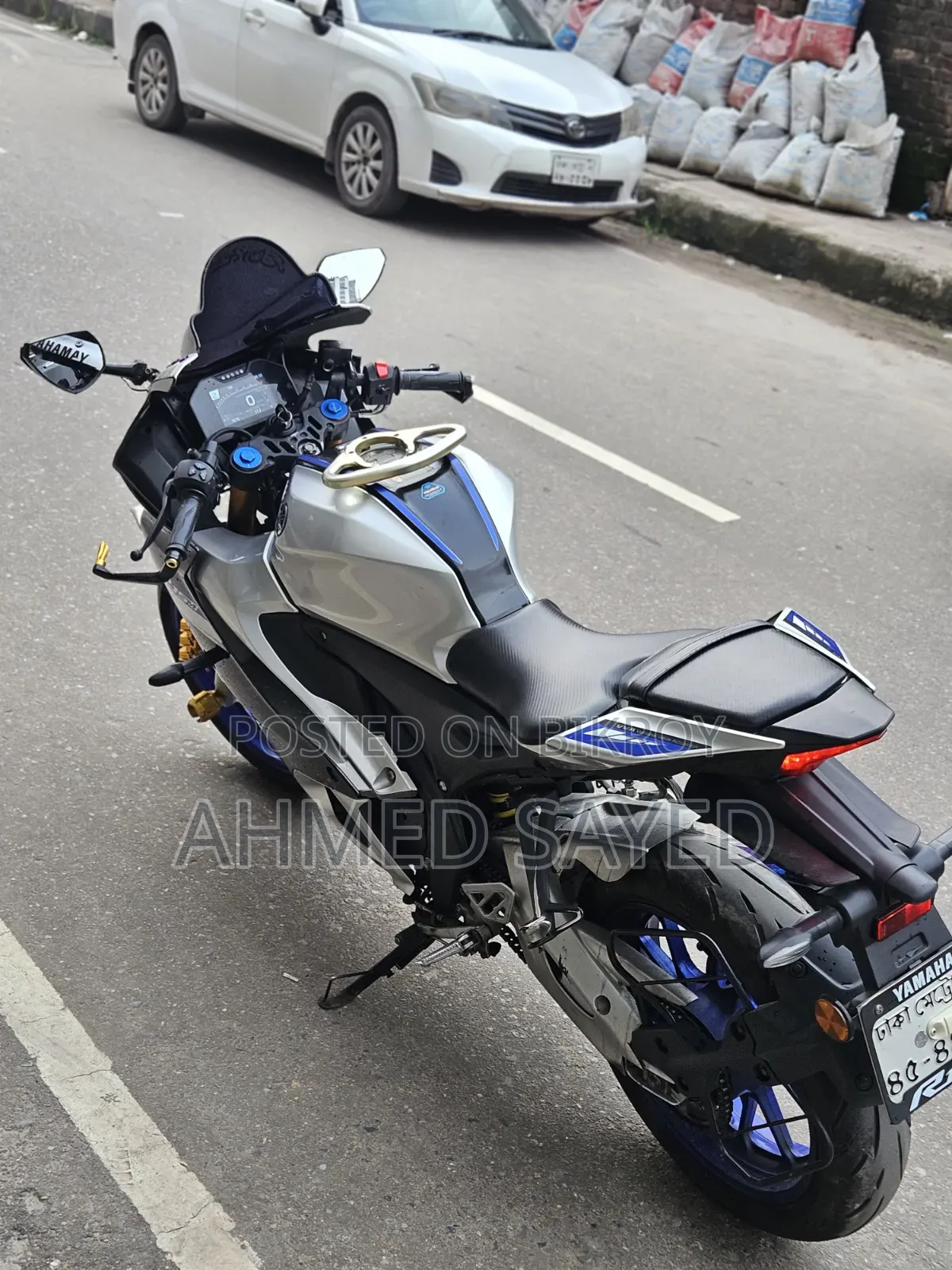 যামাহা আর১৫এম ২০২৩ সিলভার