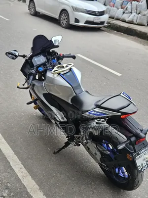 যামাহা আর১৫এম ২০২৩ সিলভার