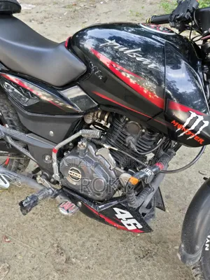 বাজাজ পালসার ১৫০ ২০২১ কালো