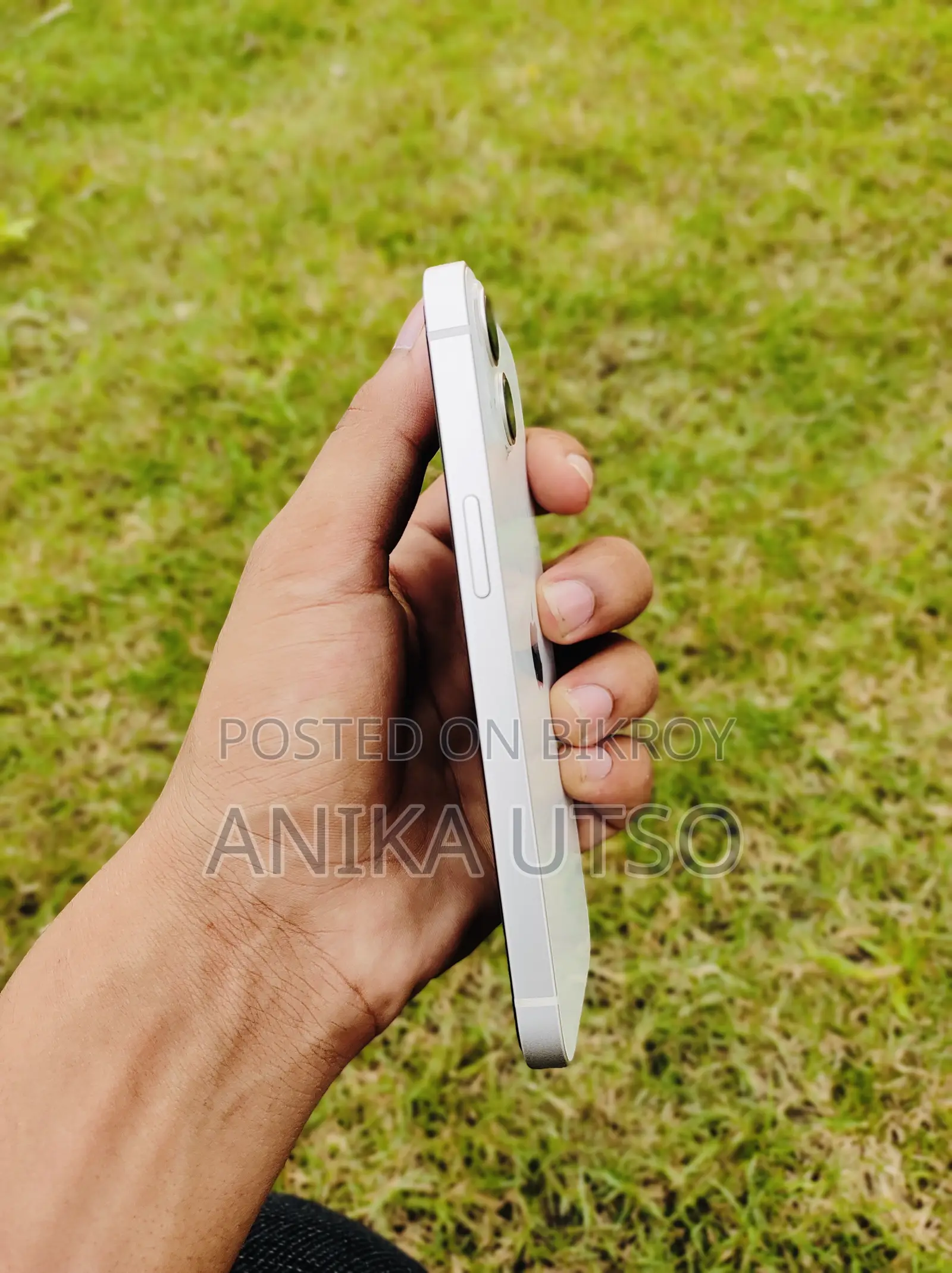 অ্যাপল আইফোন ১৩ ১২৮ জিবি হোয়াইট