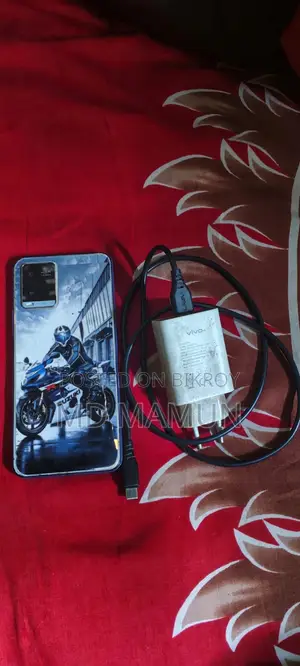 Vivo Y21 64 GB Blue