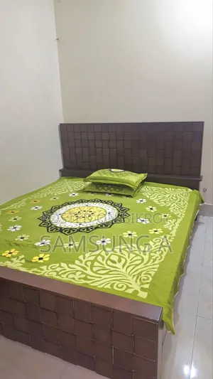 Canadian Oak Wood Bed