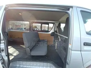 Toyota HiAce 2022 Silver