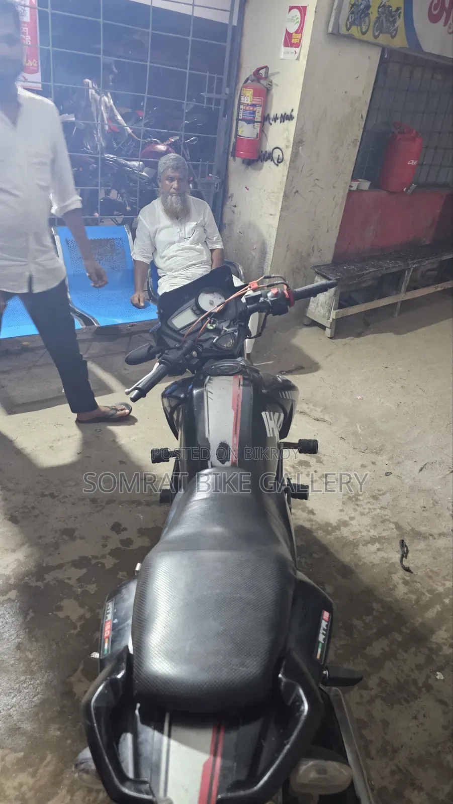 টিভিএস আপাচি আরটিআর ১৬০ টুভি ২০১৭ কালো