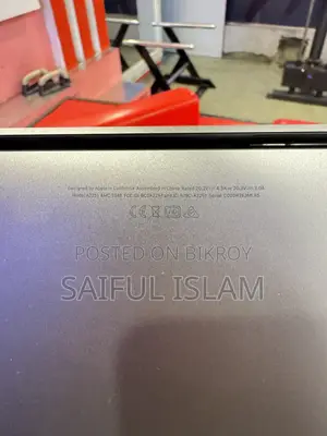 Laptop Apple MacBook Pro 2020 16GB Intel Core I7 SSD 512GB
