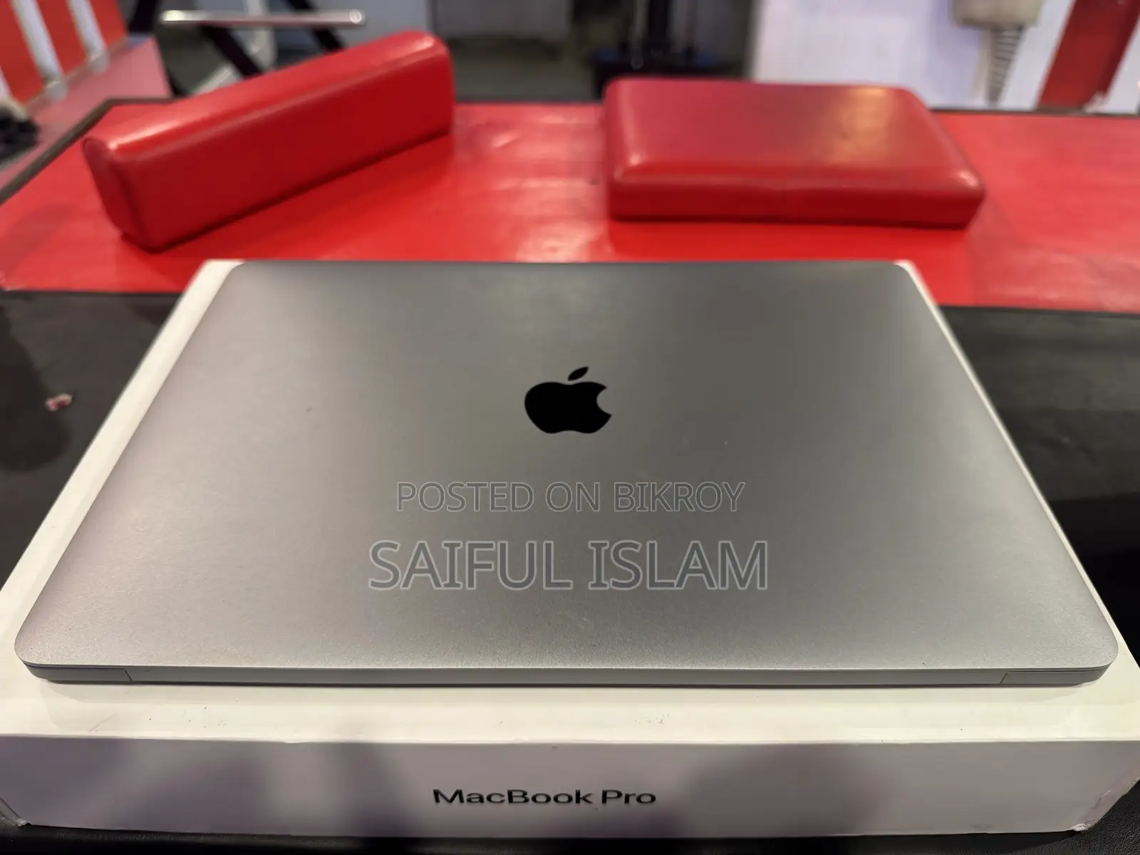 Laptop Apple MacBook Pro 2020 16GB Intel Core I7 SSD 512GB