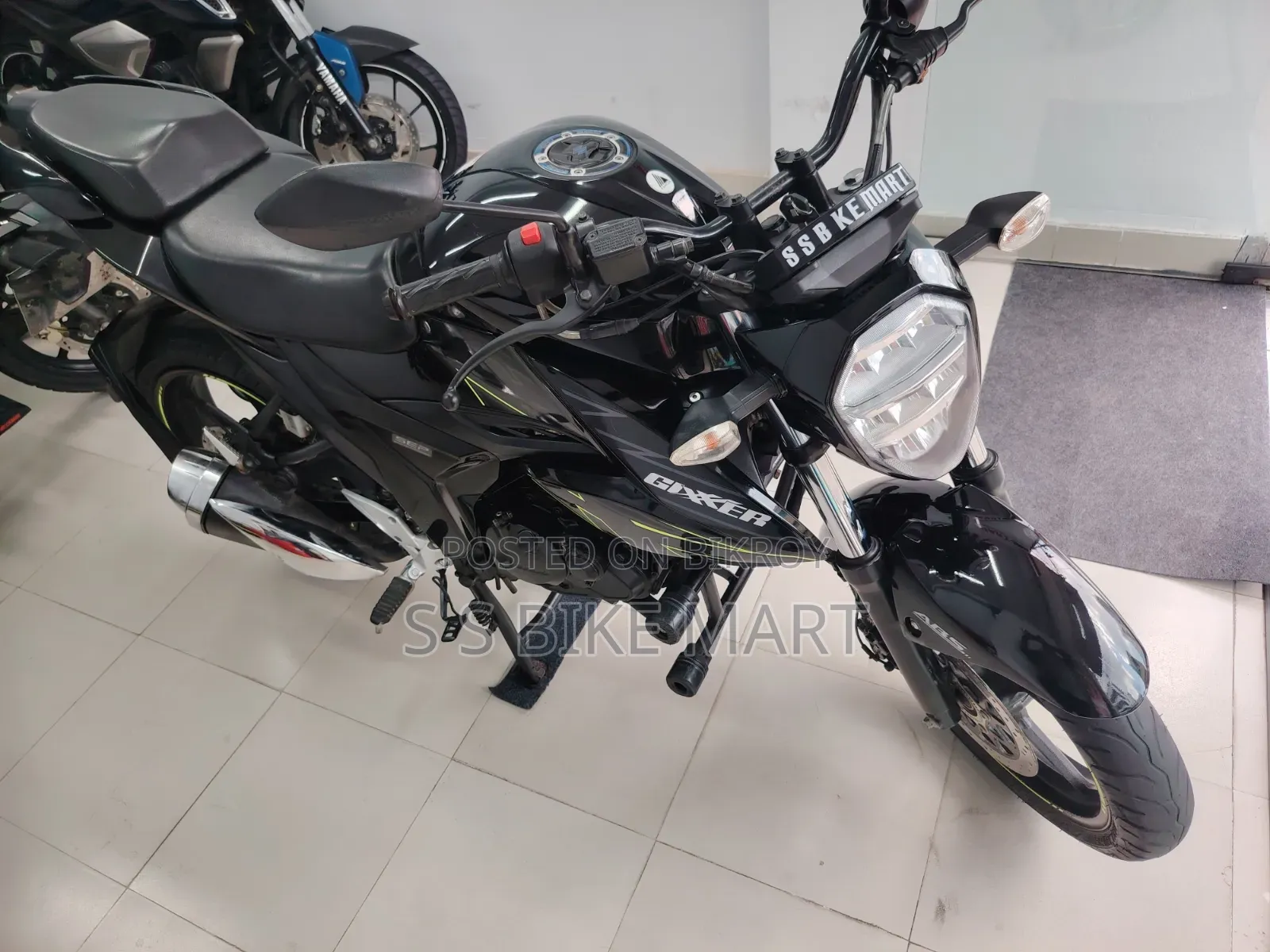 Suzuki Gixxer 2024 Black
