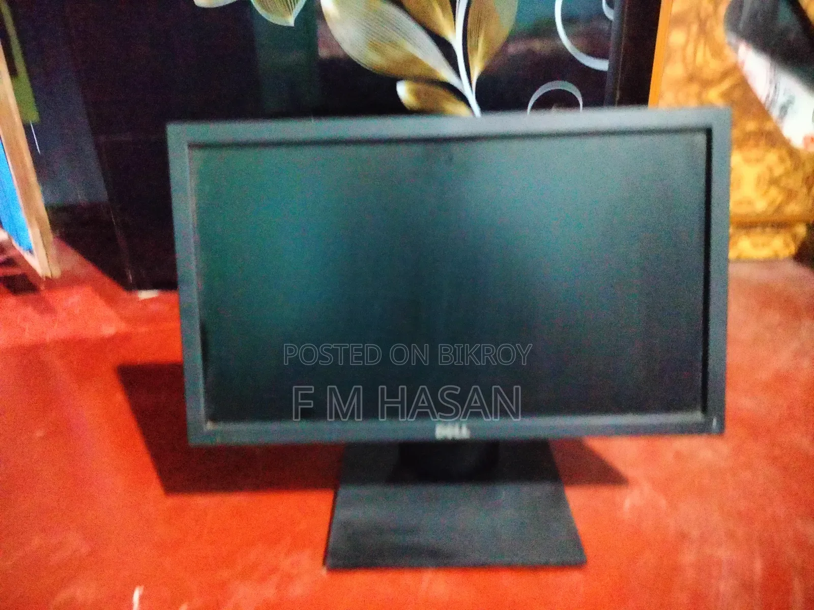 মনিটরে ডিসপ্লেতে একটু সমস্যা আছে বাকি সবকিছু ঠিক আছে