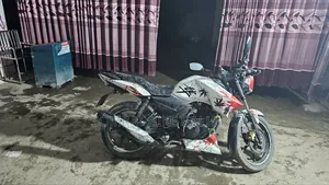TVS Apache RTR 160 2V 2017 White