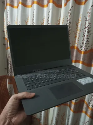Laptop Dell Vostro 14 3401 4GB Intel Core i3 SSD 1T