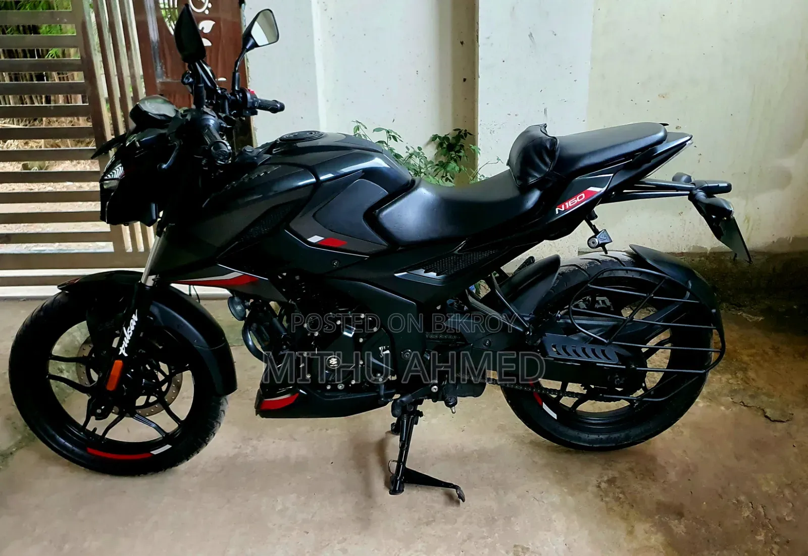 Bajaj Pulsar N160 2024 Black