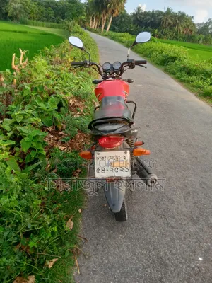 Suzuki Hayate 2018 Red