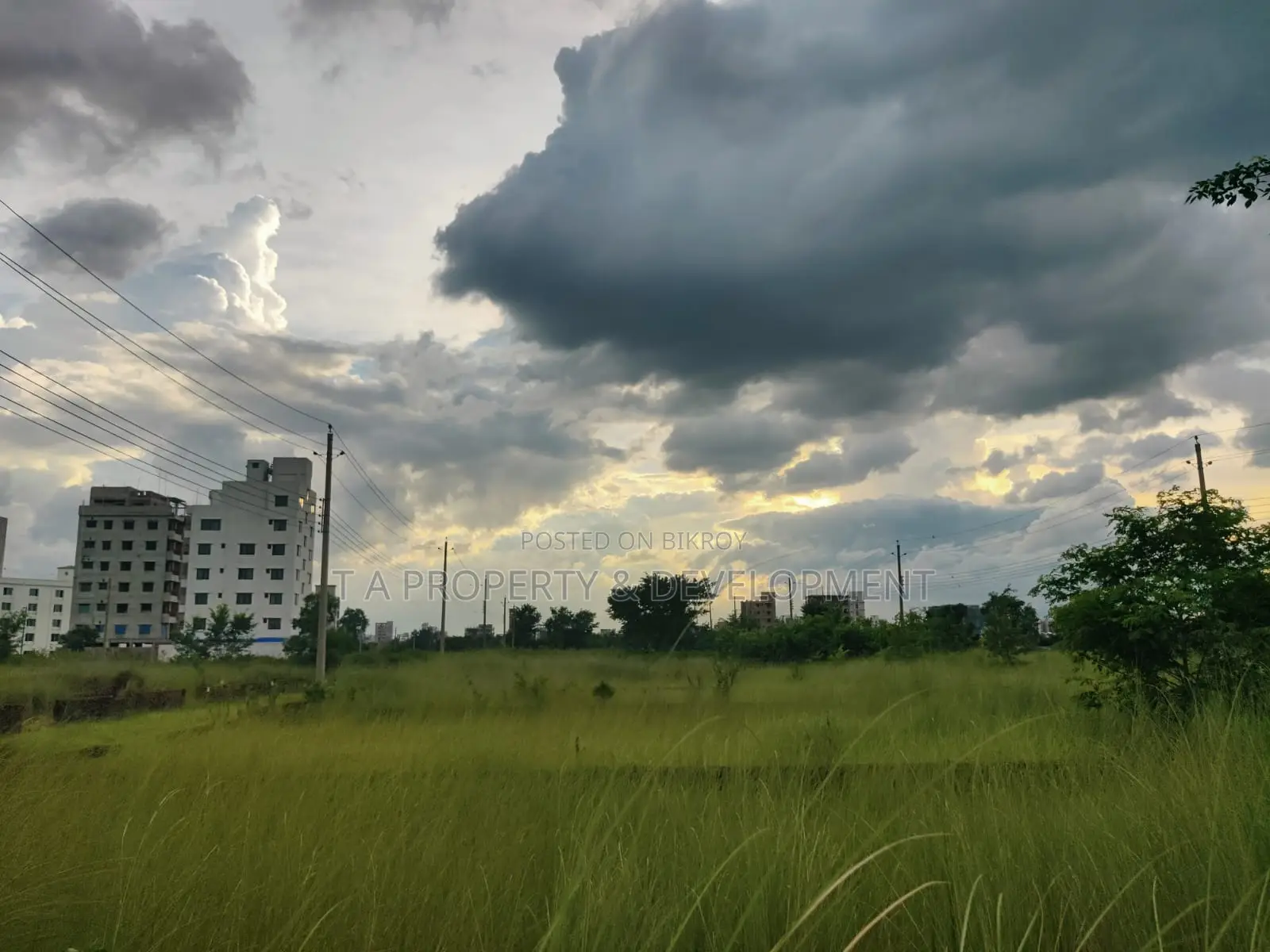 12 Katha Plot Sell , N-Extension 3 Side Corner " Urgent Registration "