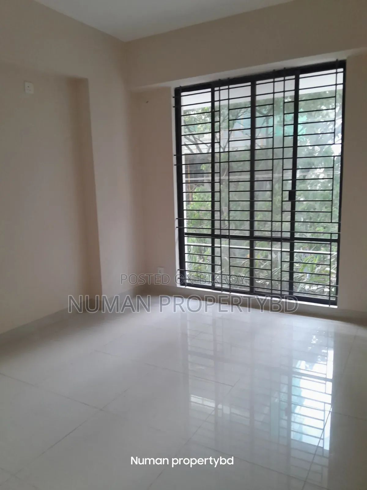 4 Bedroom Apartment in Numan Property Bd, Basundhara for rent
