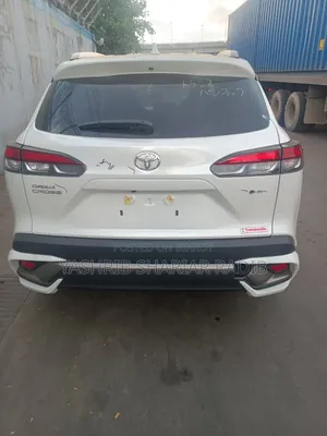 New Toyota Corolla Cross 2024 White