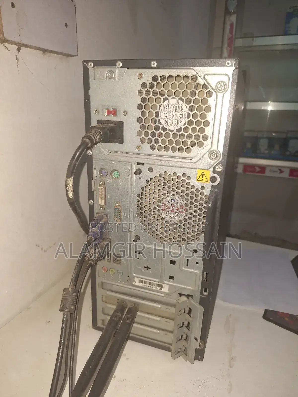 Desktop Computer Lenovo 4GB Intel Core I3 SSD 256GB