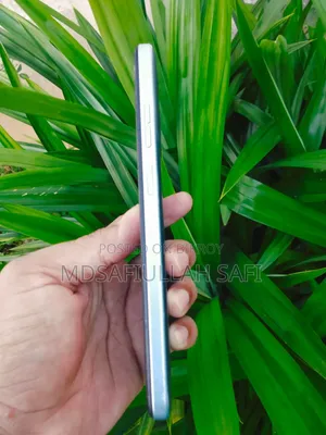 মোটরোহলা মোটো জি২৪ ১২৮ জিবি নীল