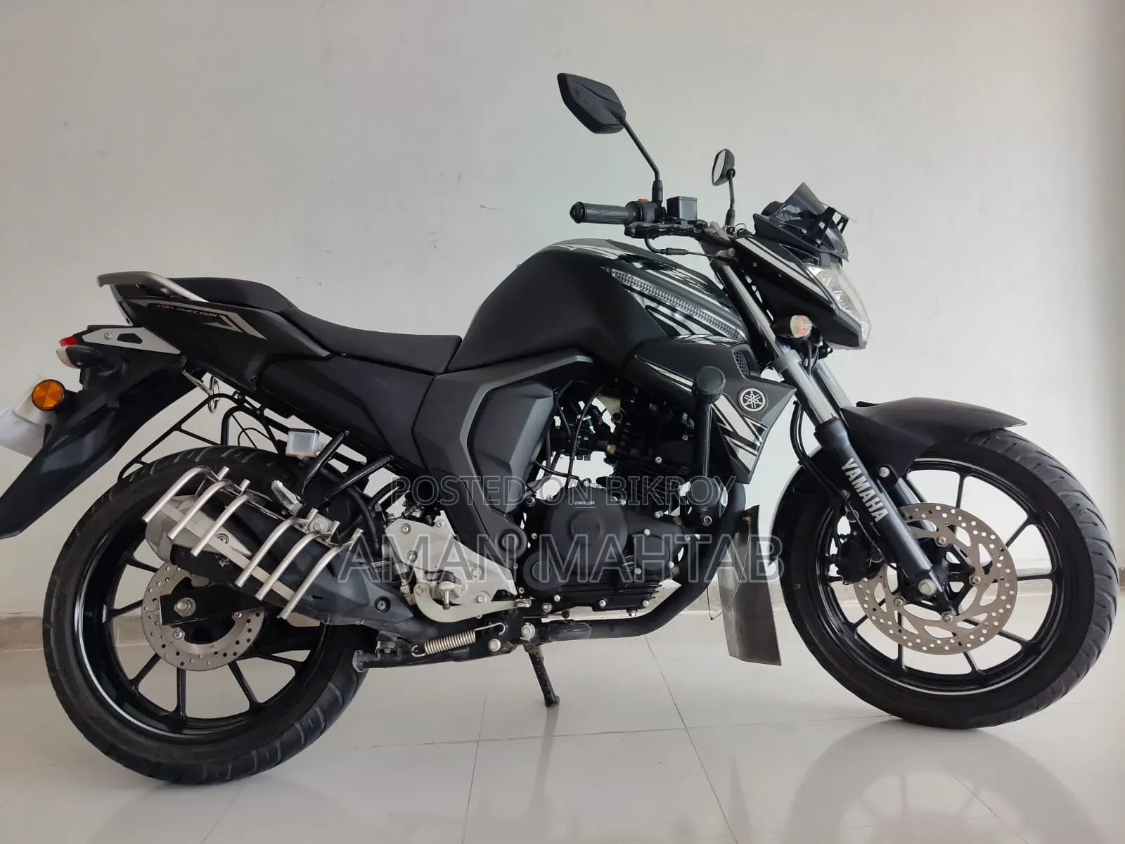 Yamaha FZS V2 2024 Black