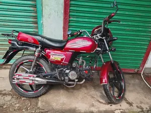 দায়াং আপোলো ২০১৫ লাল
