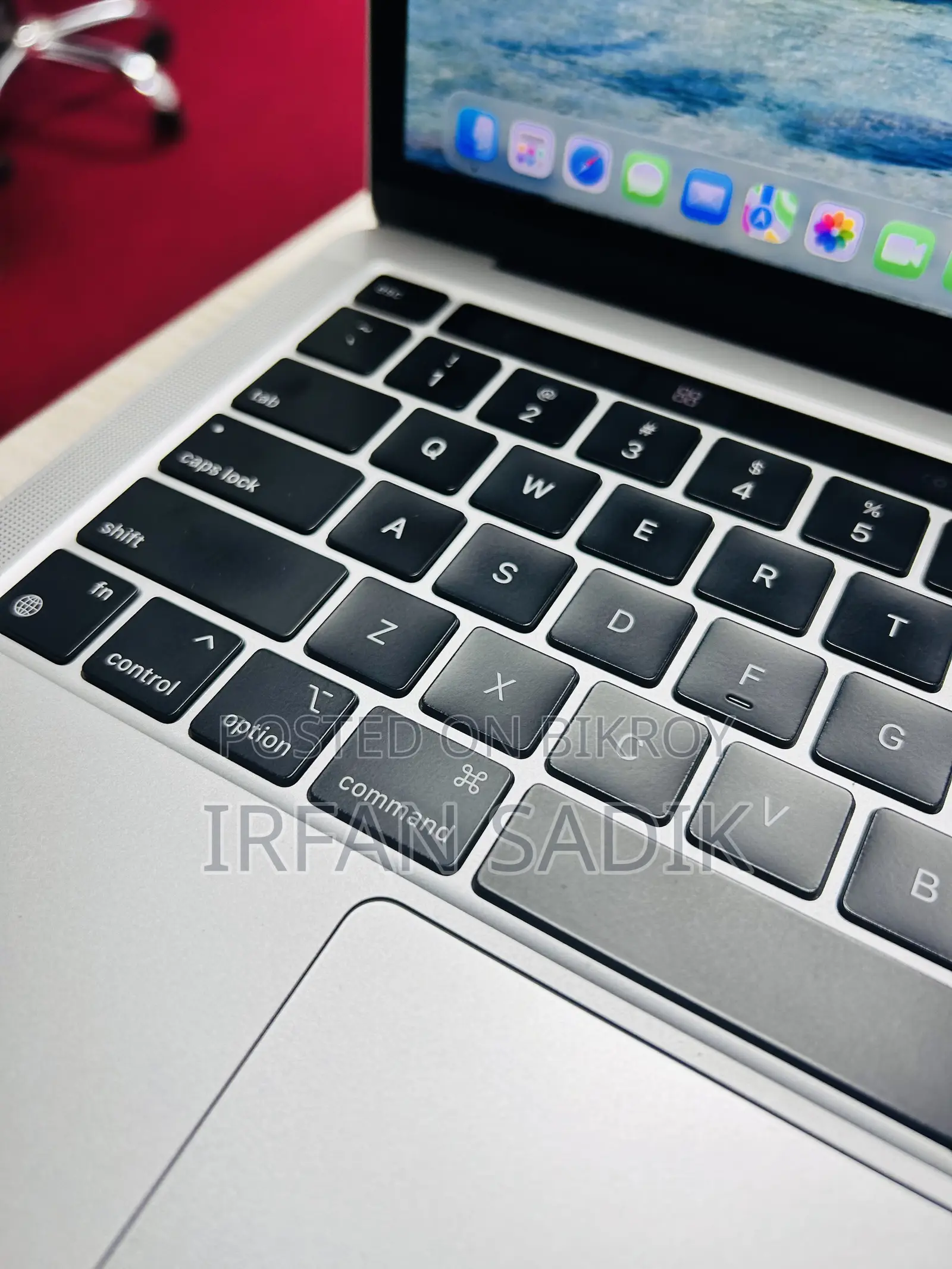 Laptop Apple MacBook Pro 2020 M1 8GB Apple M1 SSD 256GB