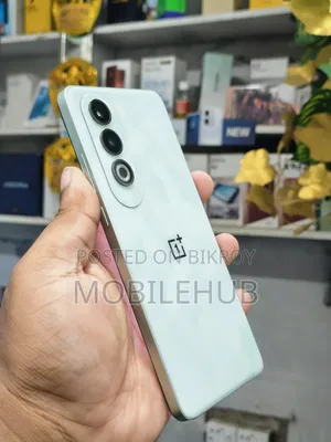 ওয়ানপ্লাস নর্ড সিই৪ ২৫৬ জিবি গ্রিন