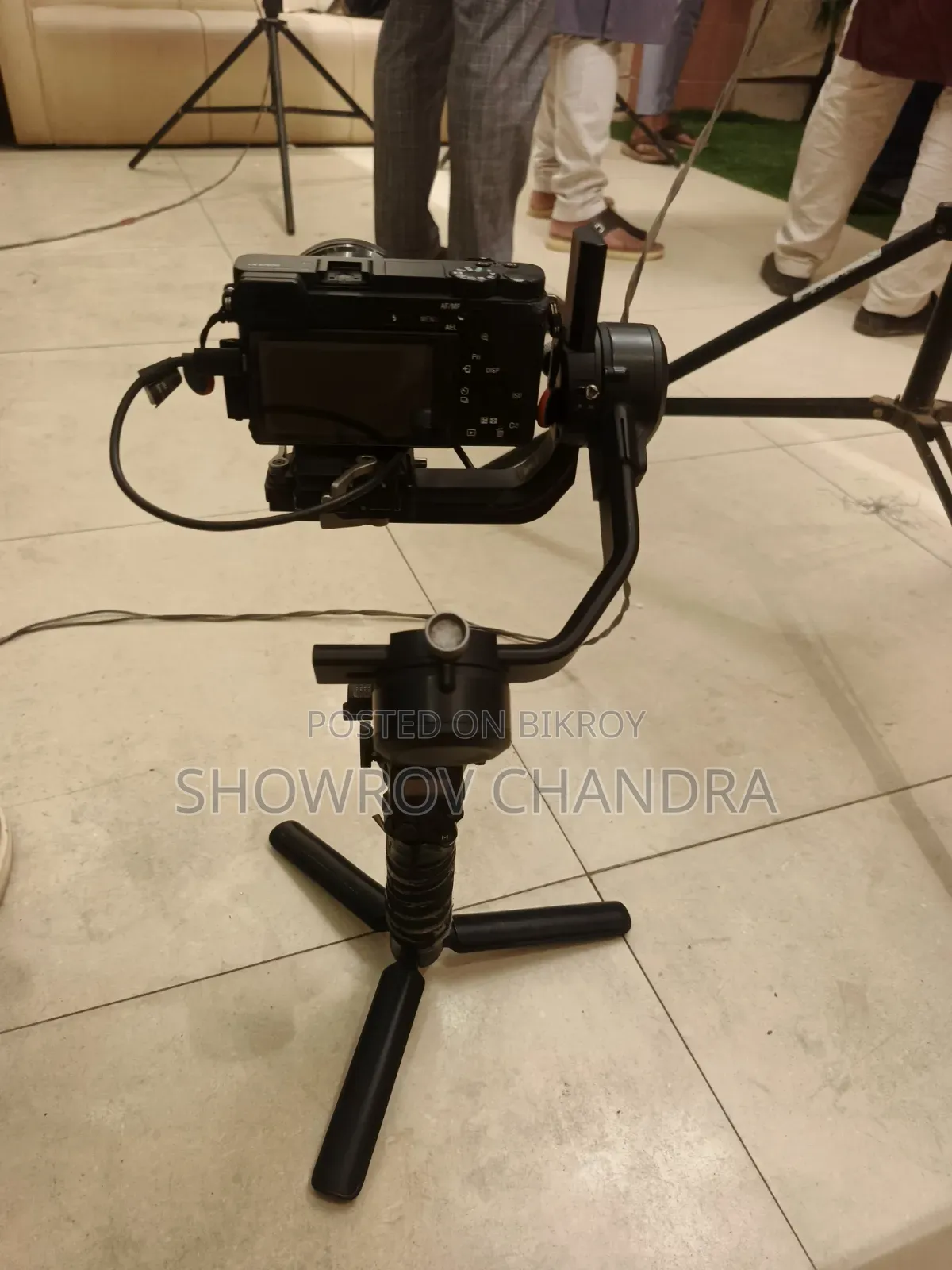 DJI RSC 2 and Sony A6500 (Kit Lens).