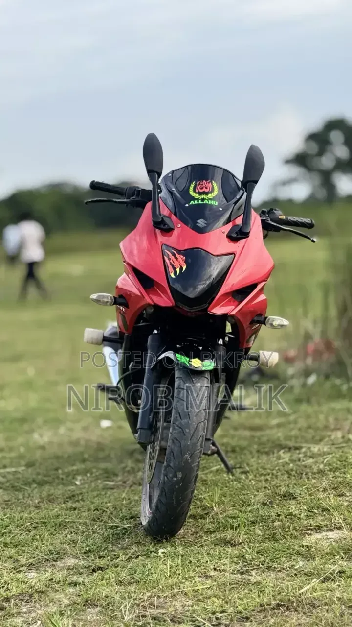 New Suzuki Gixxer SF 2018 Red