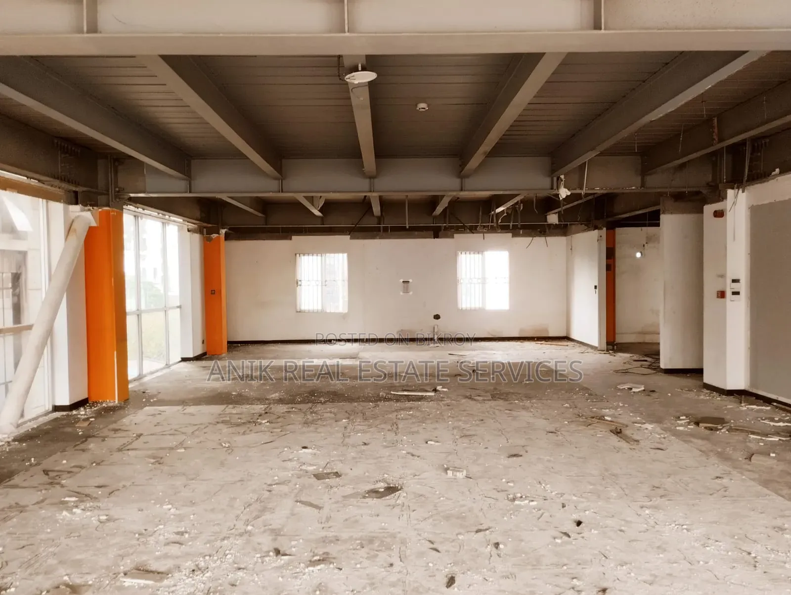 Commercial 3300 SQ FT Office Space Rent for Banani