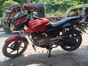 Bajaj Pulsar 150 2016 Red