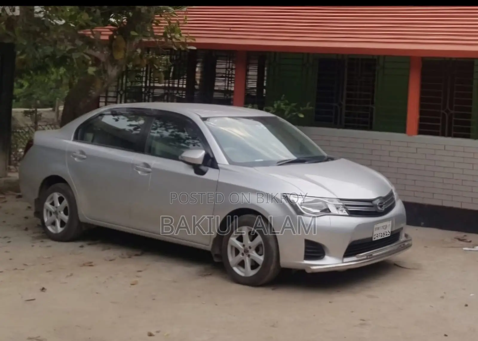 টয়োটা এক্সিও ২০১২ সিলভার
