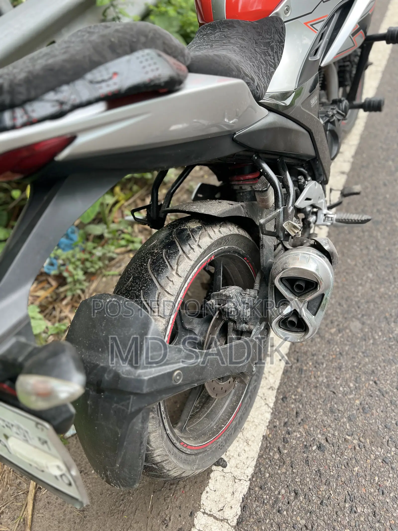 নিউ সুজুকি জিক্সার ২০২৫ অরেঞ্জ