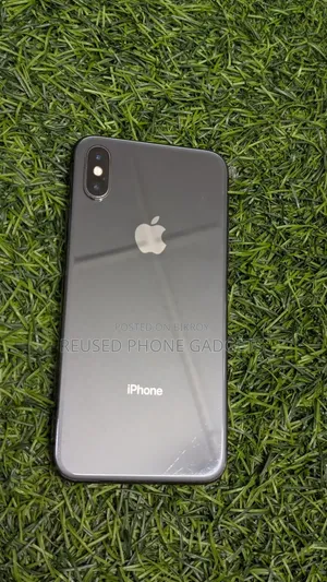 অ্যাপল আইফোন এক্স ৬৪ জিবি ব্ল্যাক