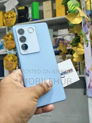 Vivo V27 256 GB Blue