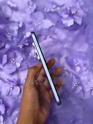 ইনফিনিক্স হট ৬০আই ২৫৬ জিবি নীল
