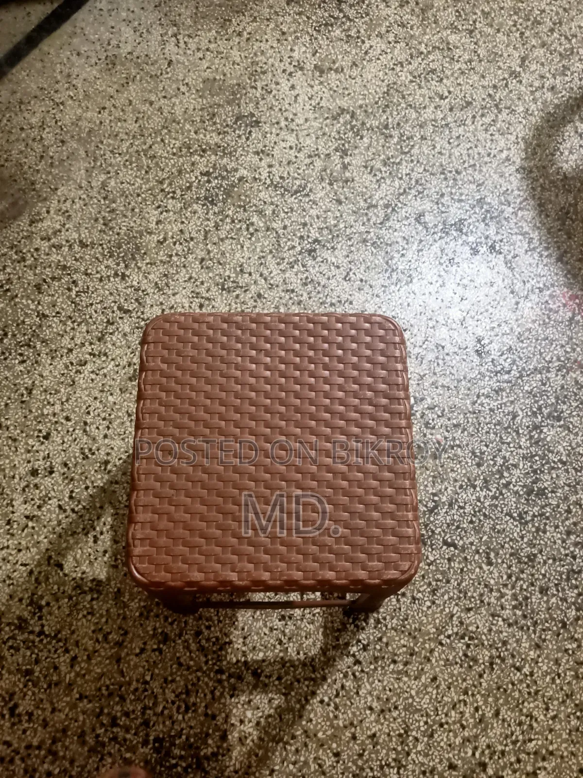 চেয়ার টেবিল