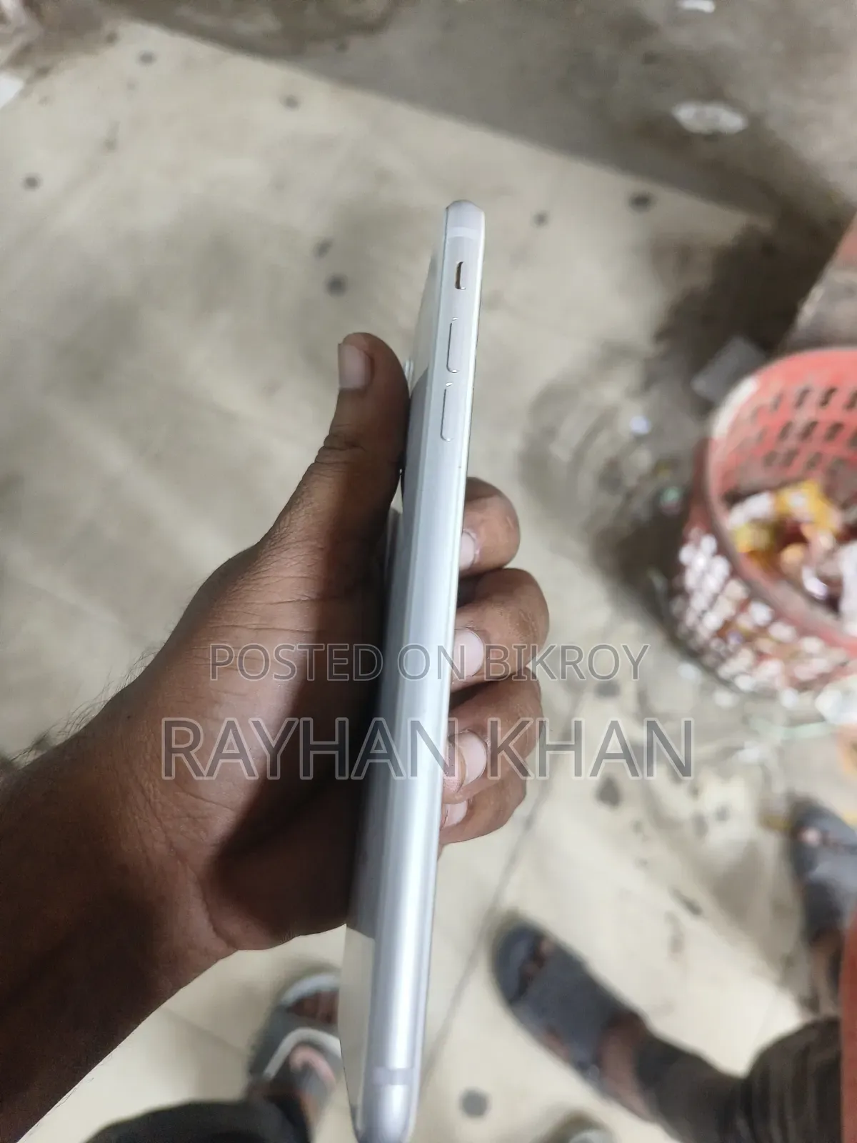 অ্যাপল আইফোন ৮ প্লাস ৬৪ জিবি হোয়াইট