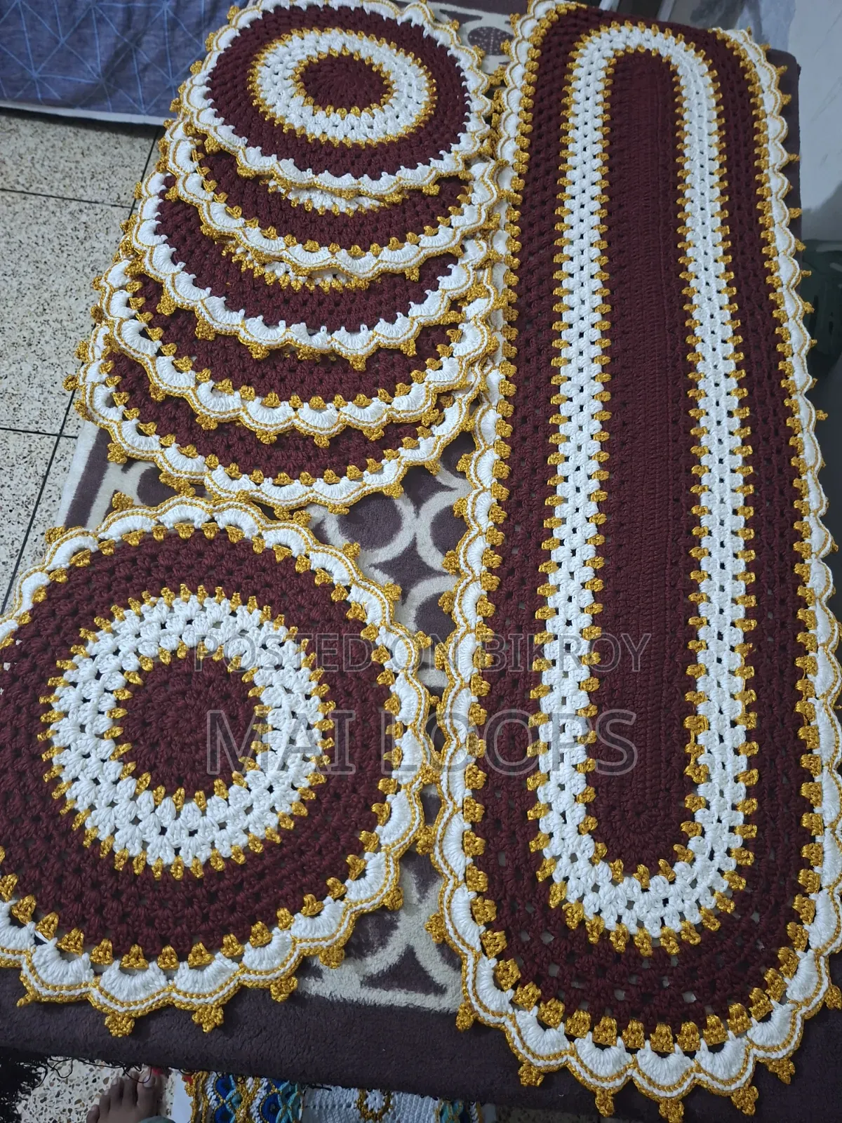 Table Mat and Runner