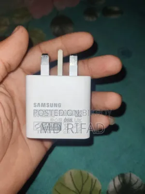 Samsung Galaxy S24 Ultra Original Charger and Cable