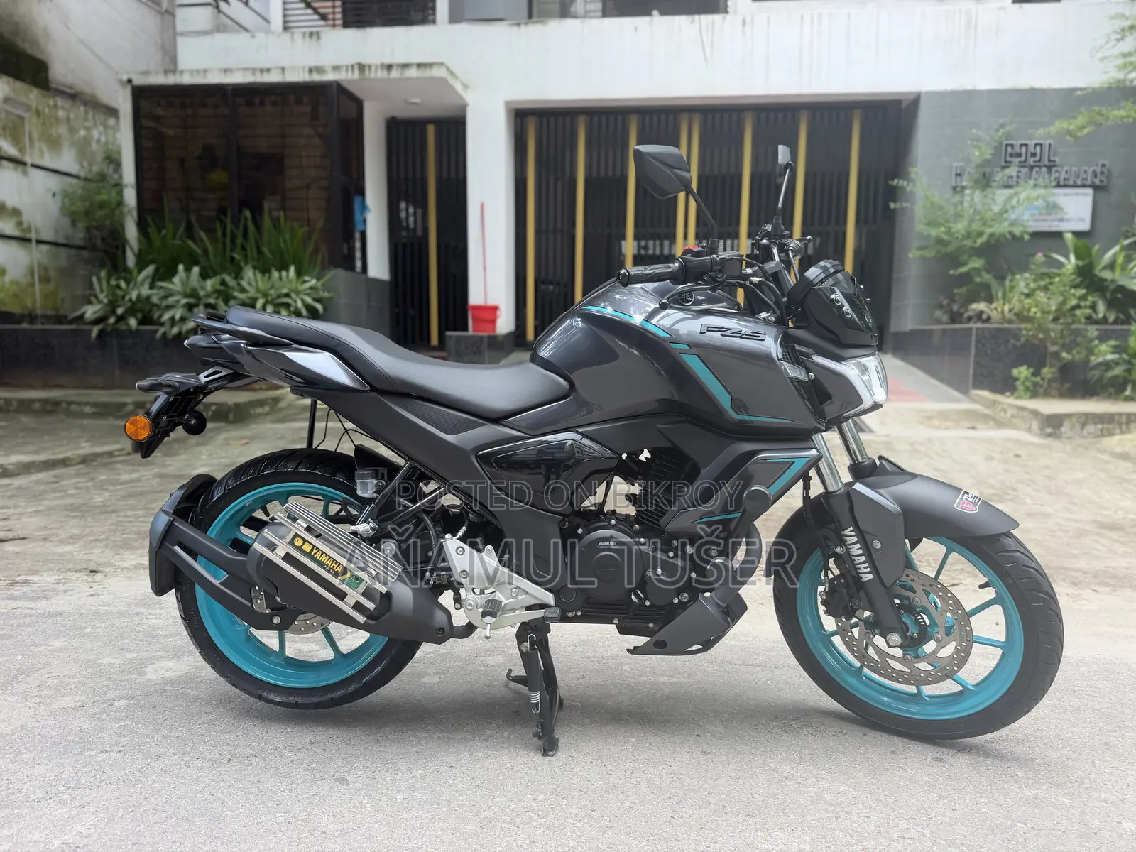Yamaha FZ 2026 Gray