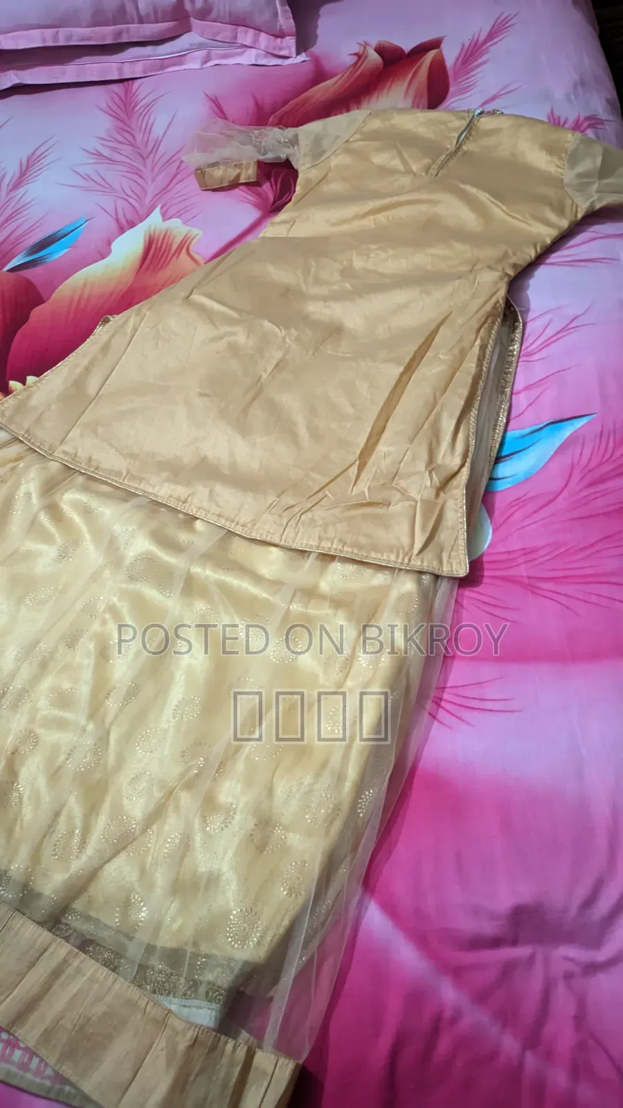 Women Party Gown 🎀 - Full Brand New Condition 🎀✨