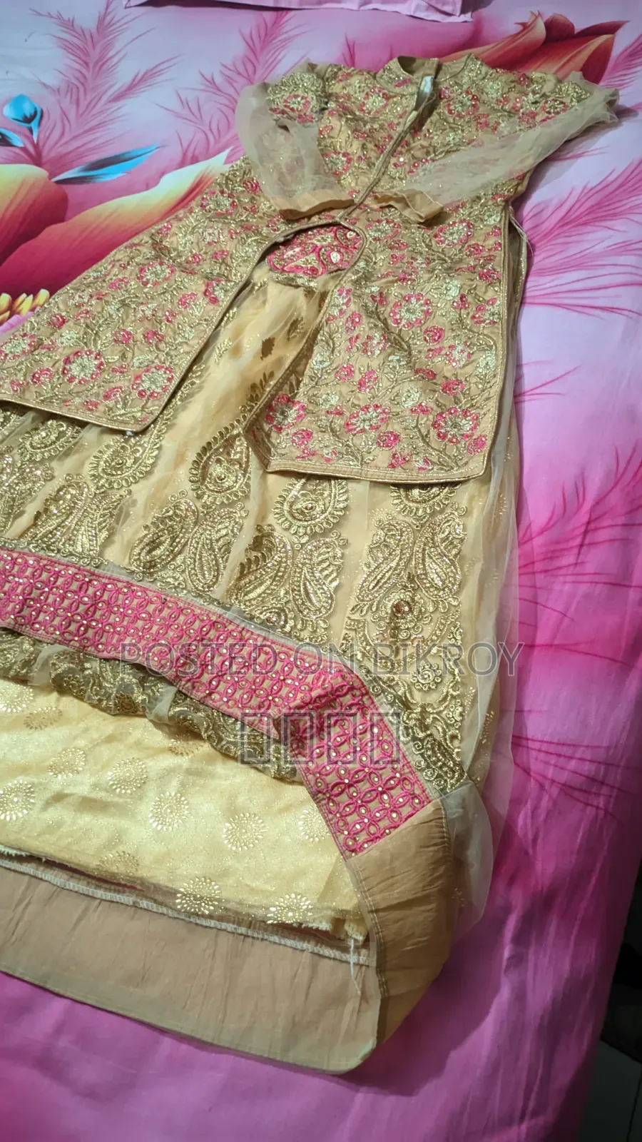 Women Party Gown 🎀 - Full Brand New Condition 🎀✨