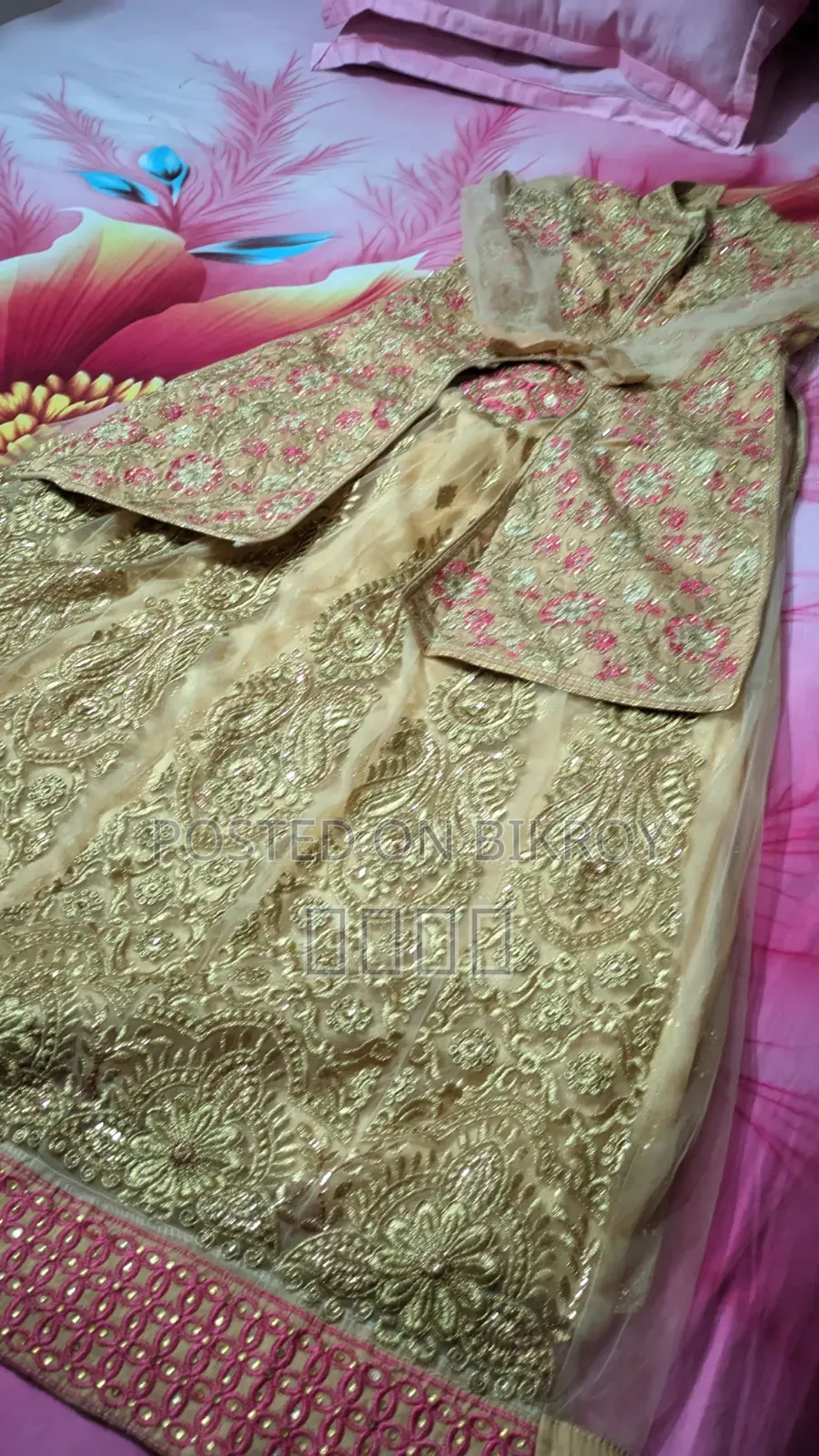 Women Party Gown 🎀 - Full Brand New Condition 🎀✨