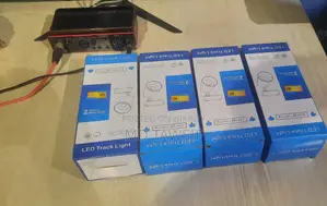 LED Track Lights for Sale Metal Body, New Condition (4 Pieces)