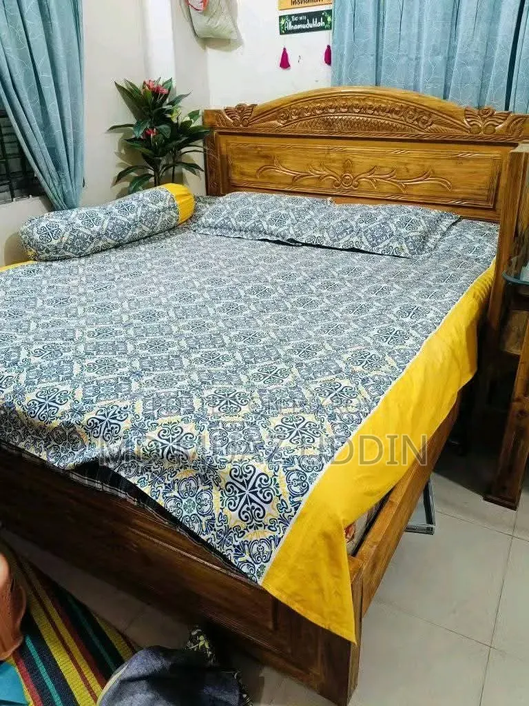 This bed will be sold very urgently